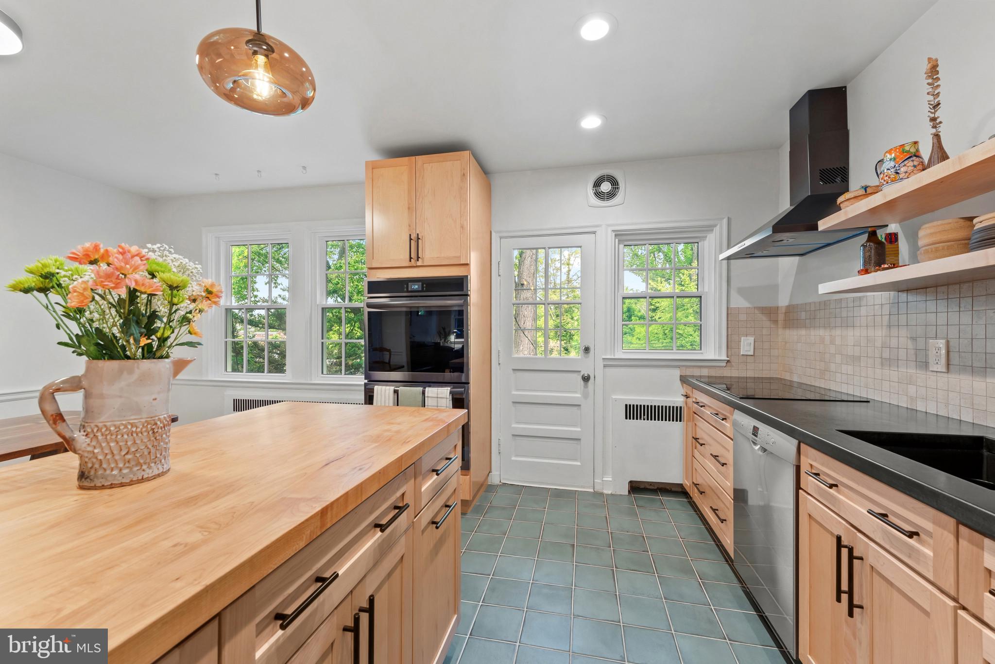 ORIGINAL NORTHWOOD - Residential