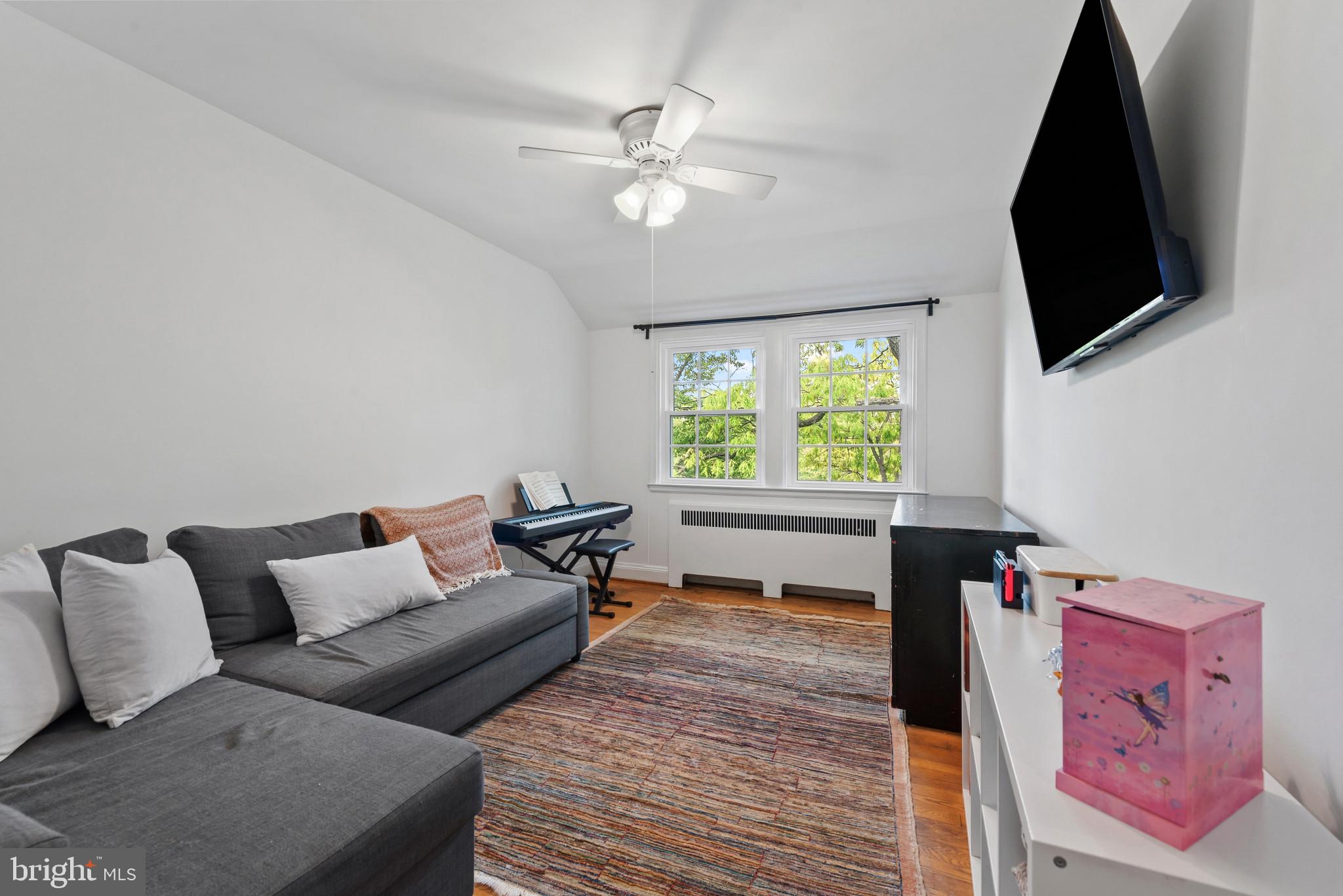 ORIGINAL NORTHWOOD - Residential