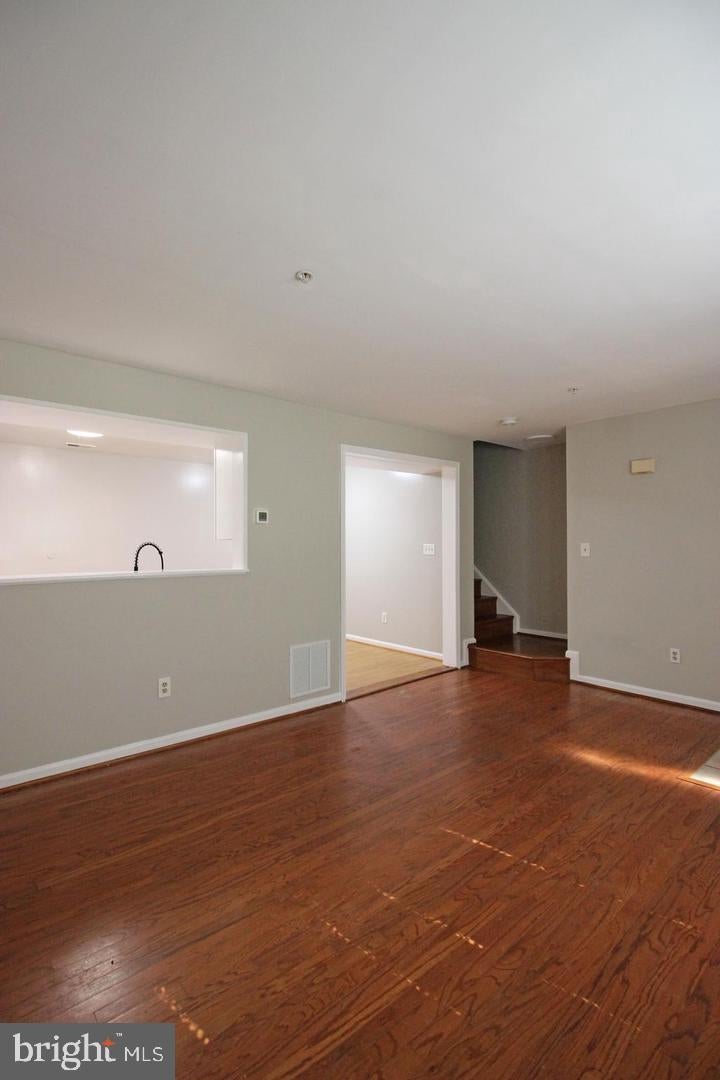 7939 OTTER COVE COURT