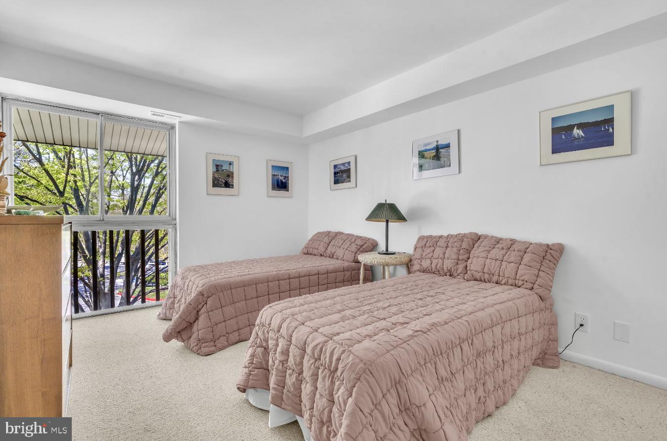 SEVERN HOUSE - Residential