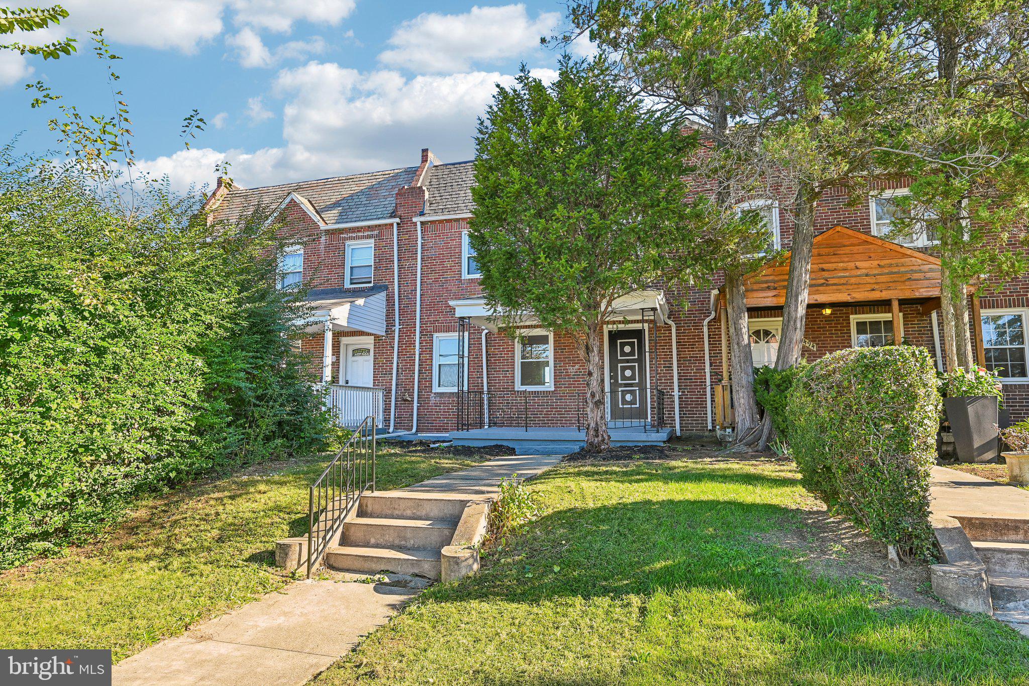 3496 DOLFIELD AVENUE
