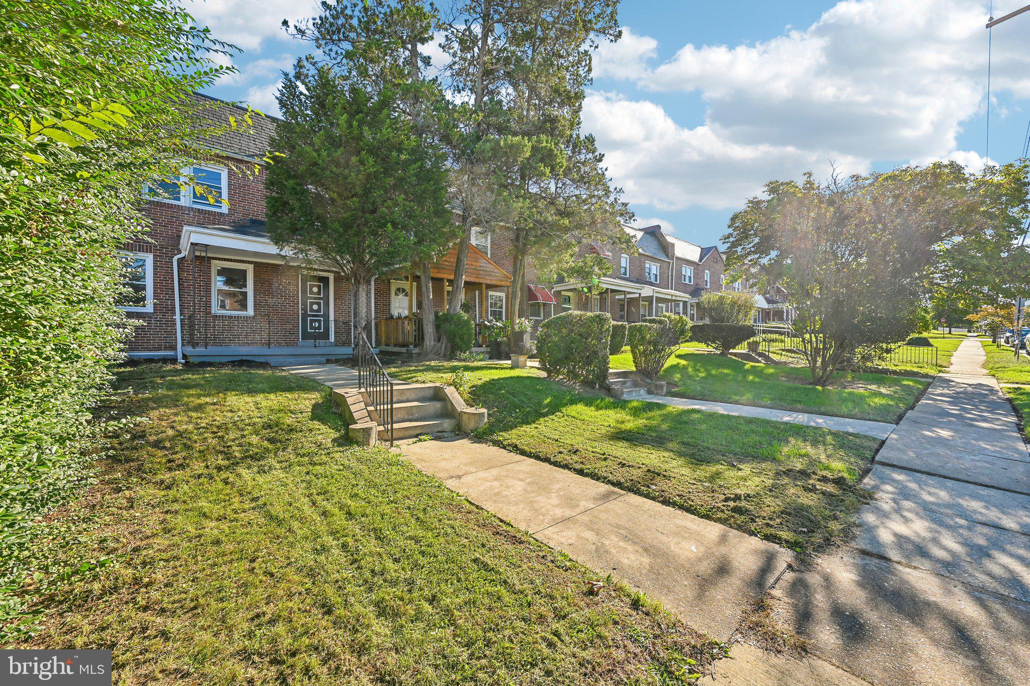 3496 DOLFIELD AVENUE