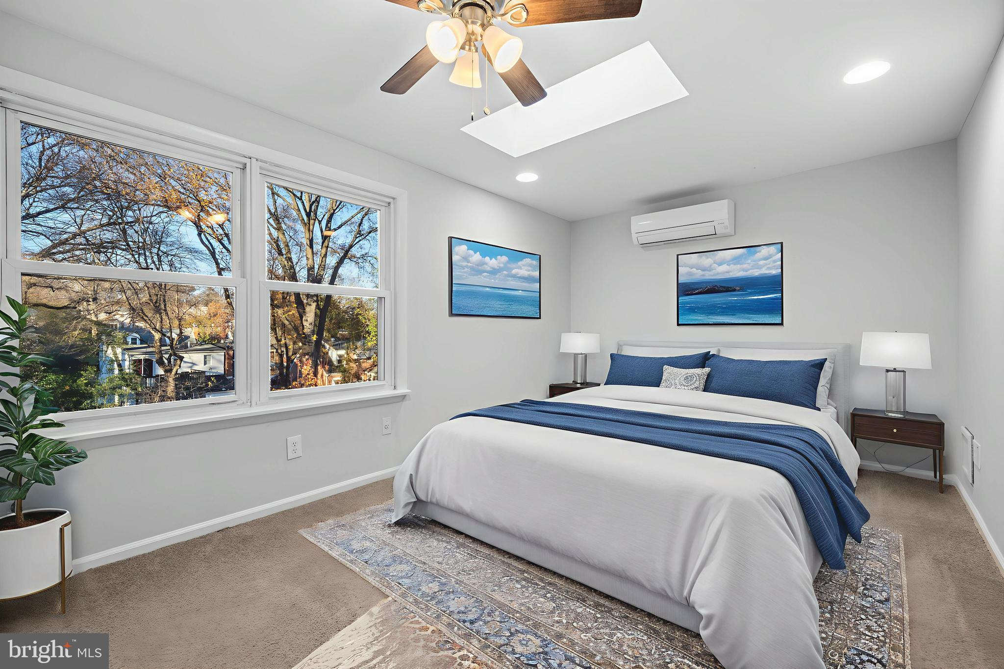 HYATTSVILLE HILLS - Residential