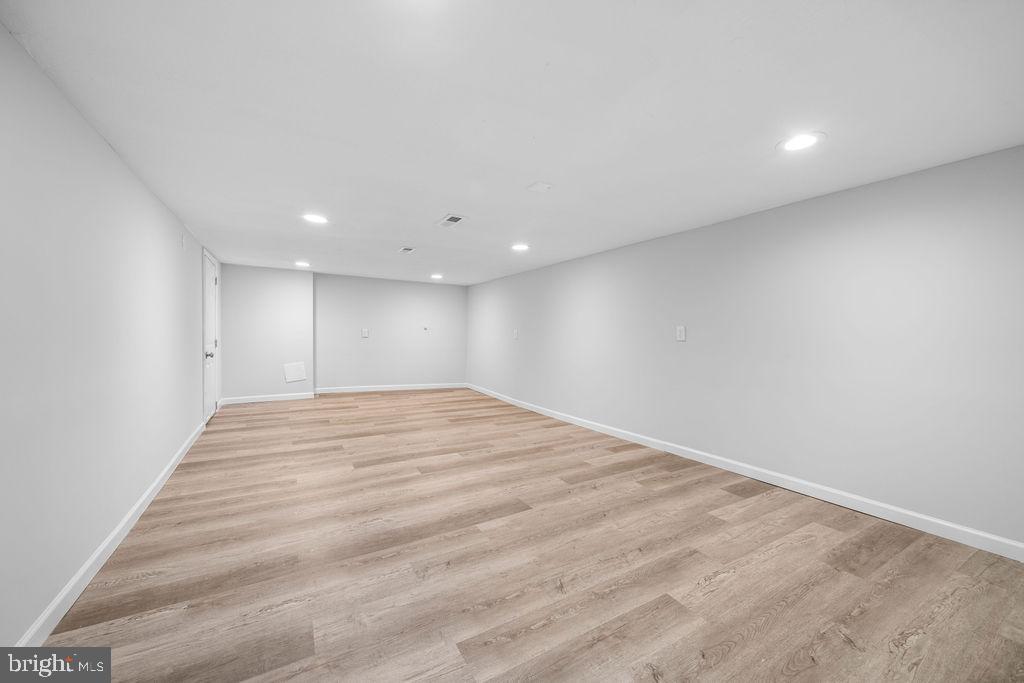 HYATTSVILLE HILLS - Residential