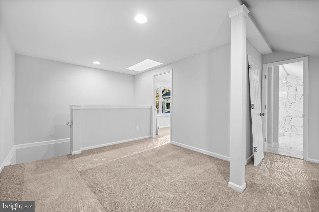 HYATTSVILLE HILLS - Residential