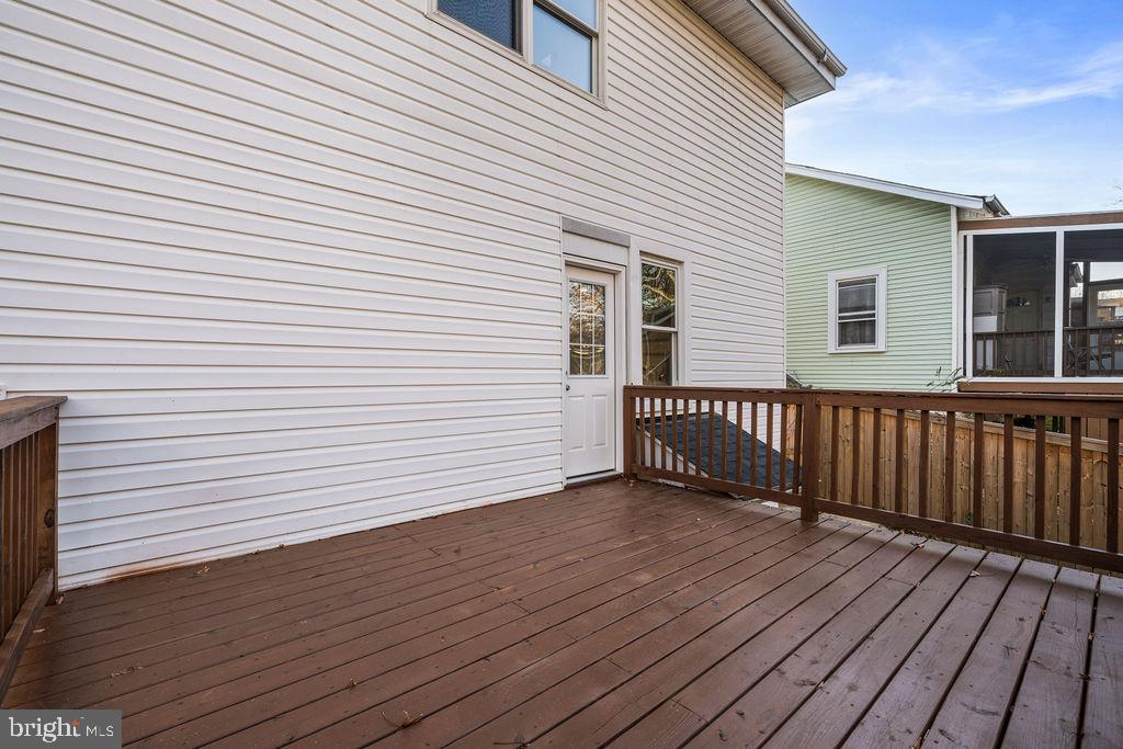 HYATTSVILLE HILLS - Residential