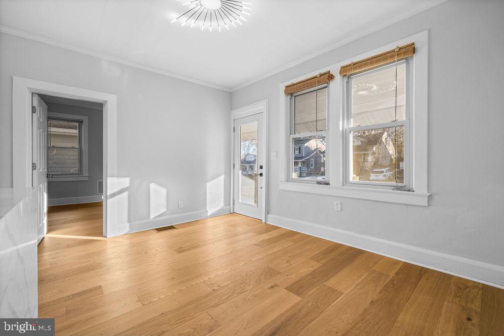 HYATTSVILLE HILLS - Residential