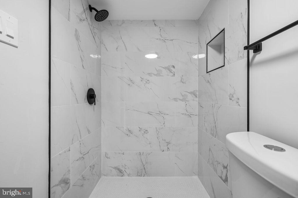 HYATTSVILLE HILLS - Residential