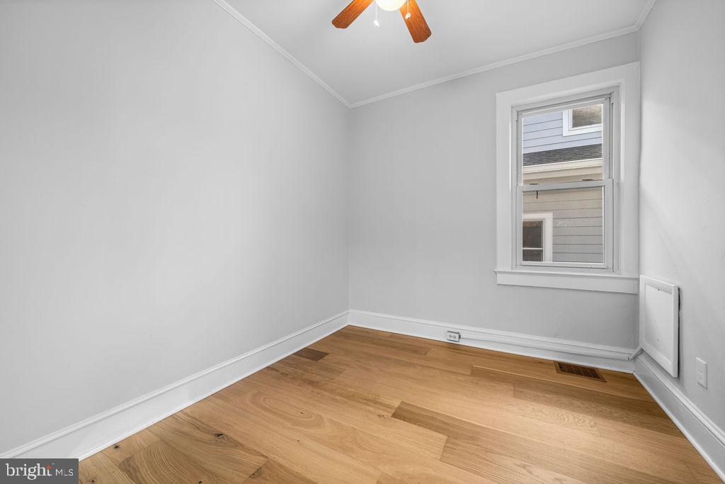 HYATTSVILLE HILLS - Residential