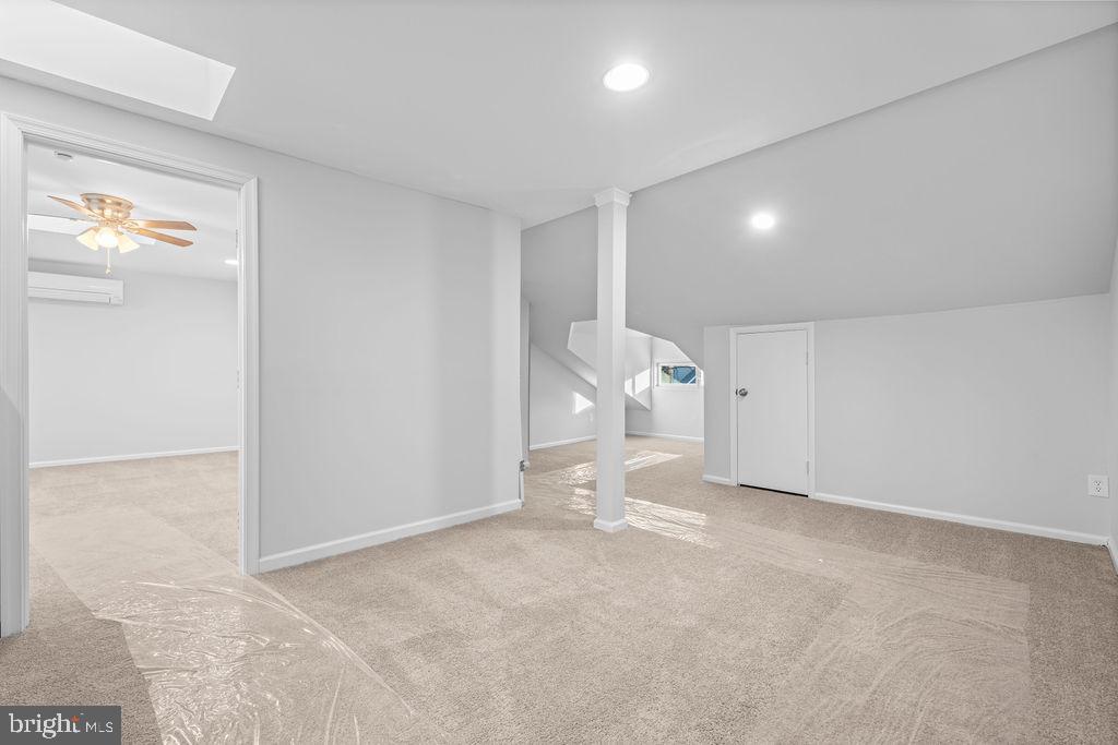 HYATTSVILLE HILLS - Residential