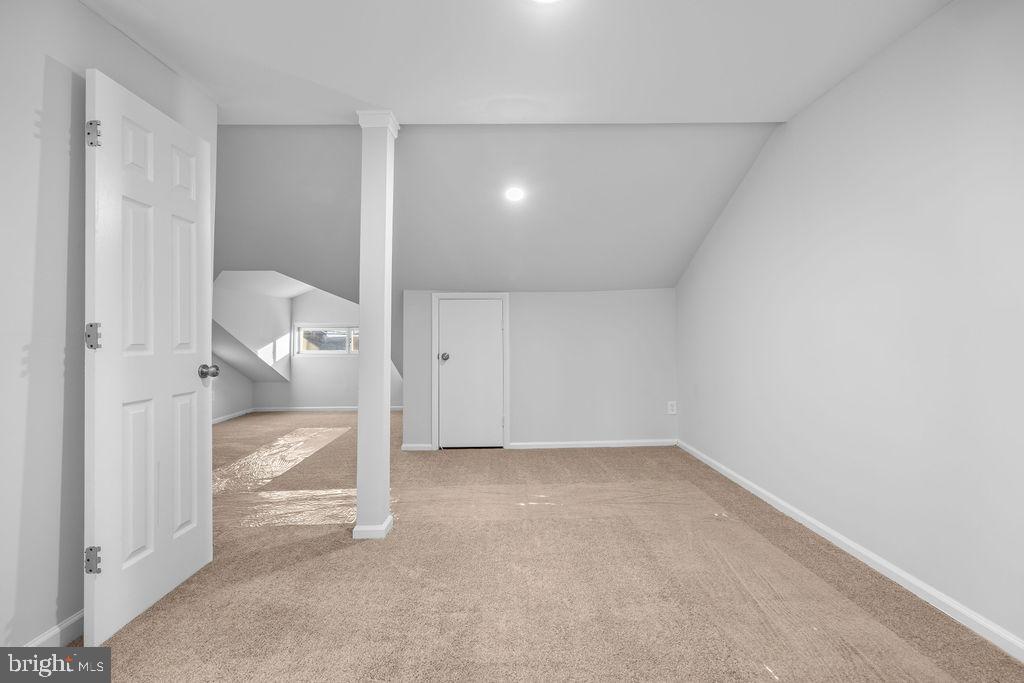 HYATTSVILLE HILLS - Residential