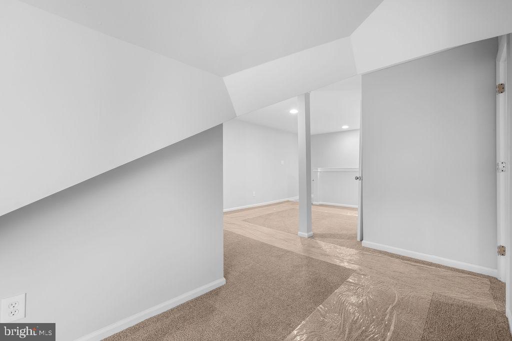 HYATTSVILLE HILLS - Residential