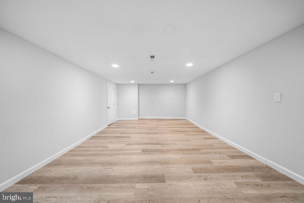 HYATTSVILLE HILLS - Residential