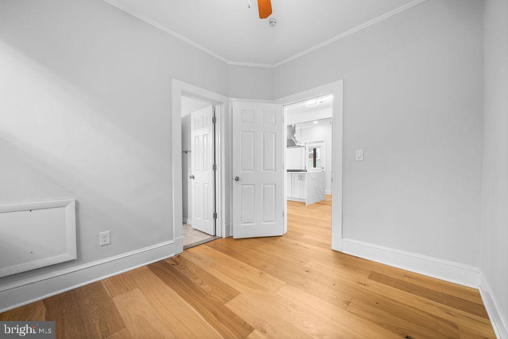 HYATTSVILLE HILLS - Residential