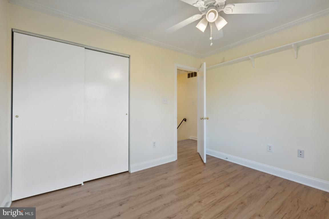 FARMINGDALE ESTATES - Residential Lease