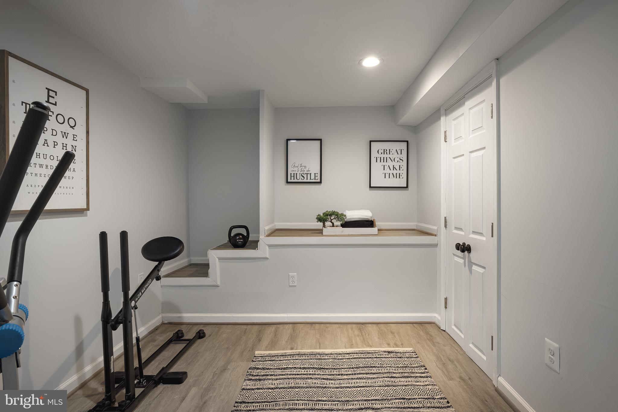 SHANNONDALE - Residential