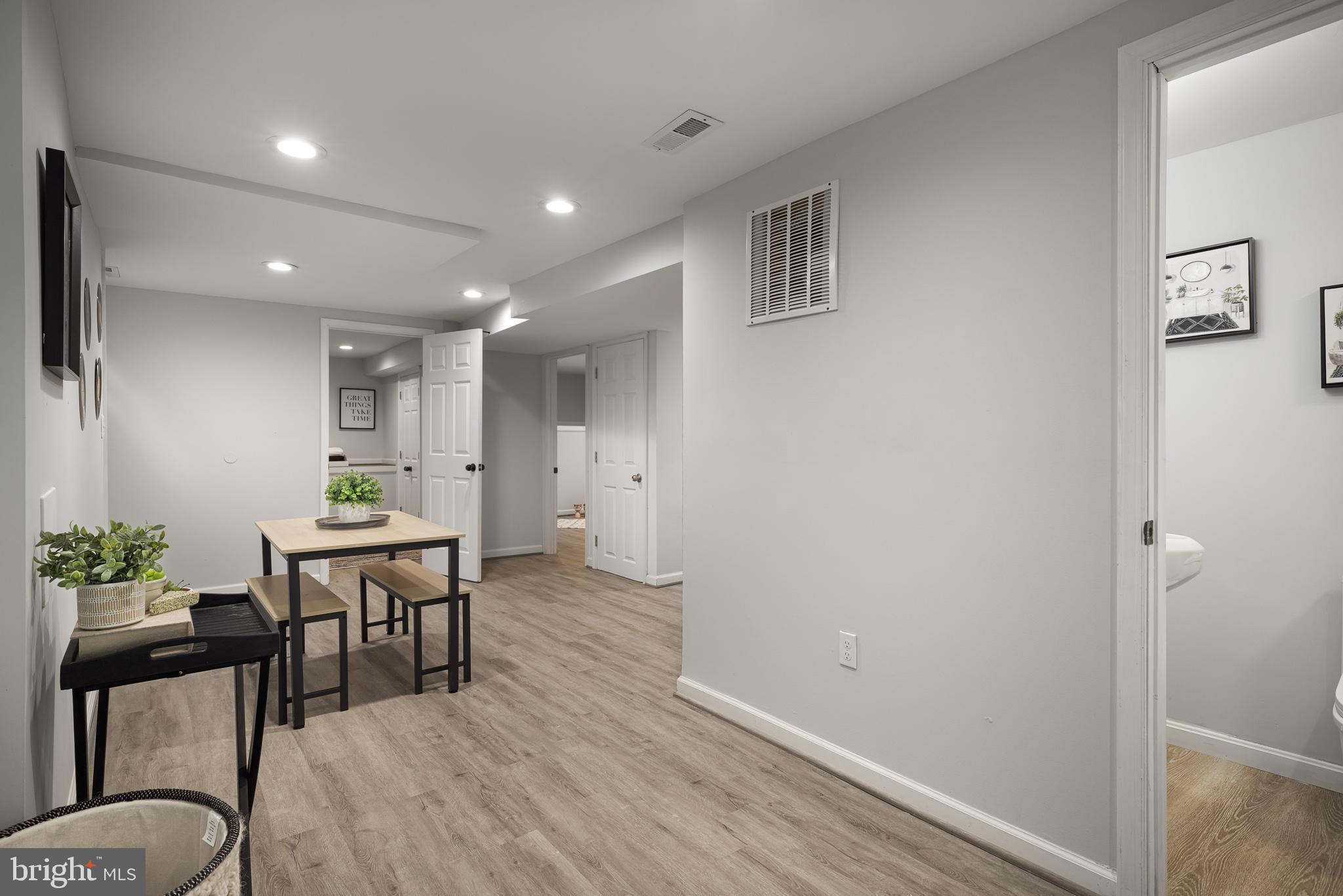 SHANNONDALE - Residential