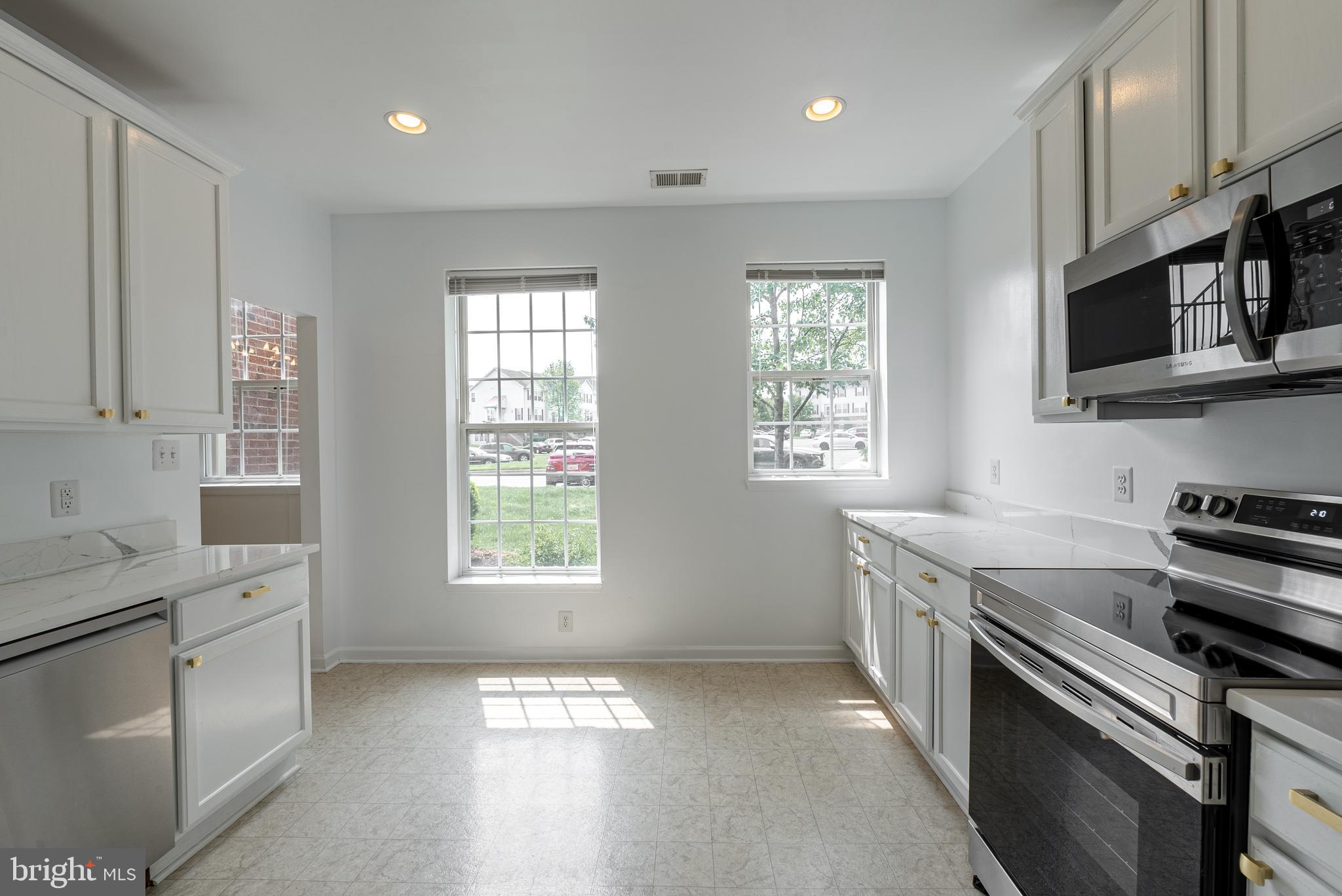 BALLENGER CROSSING - Residential