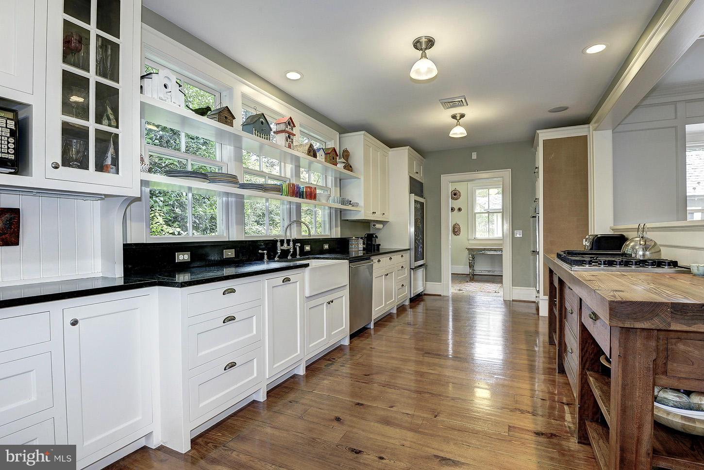 SOMERSET HEIGHTS - Residential