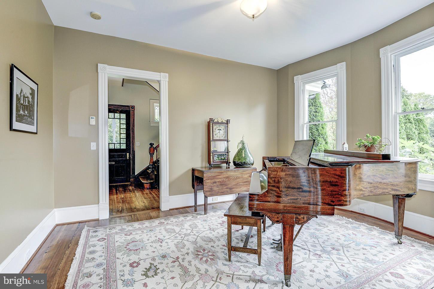 SOMERSET HEIGHTS - Residential