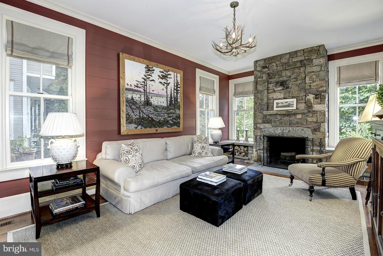 SOMERSET HEIGHTS - Residential