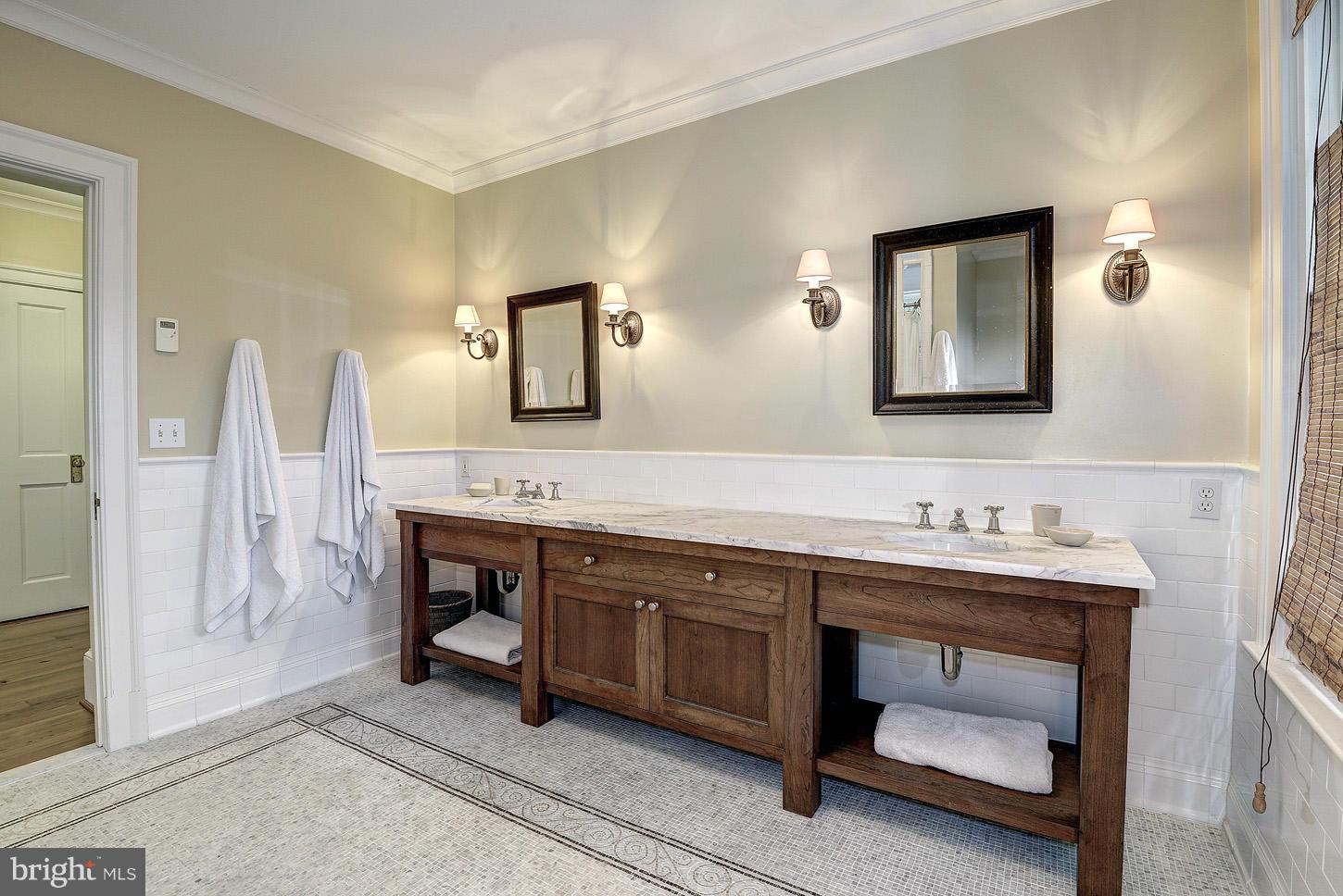 SOMERSET HEIGHTS - Residential