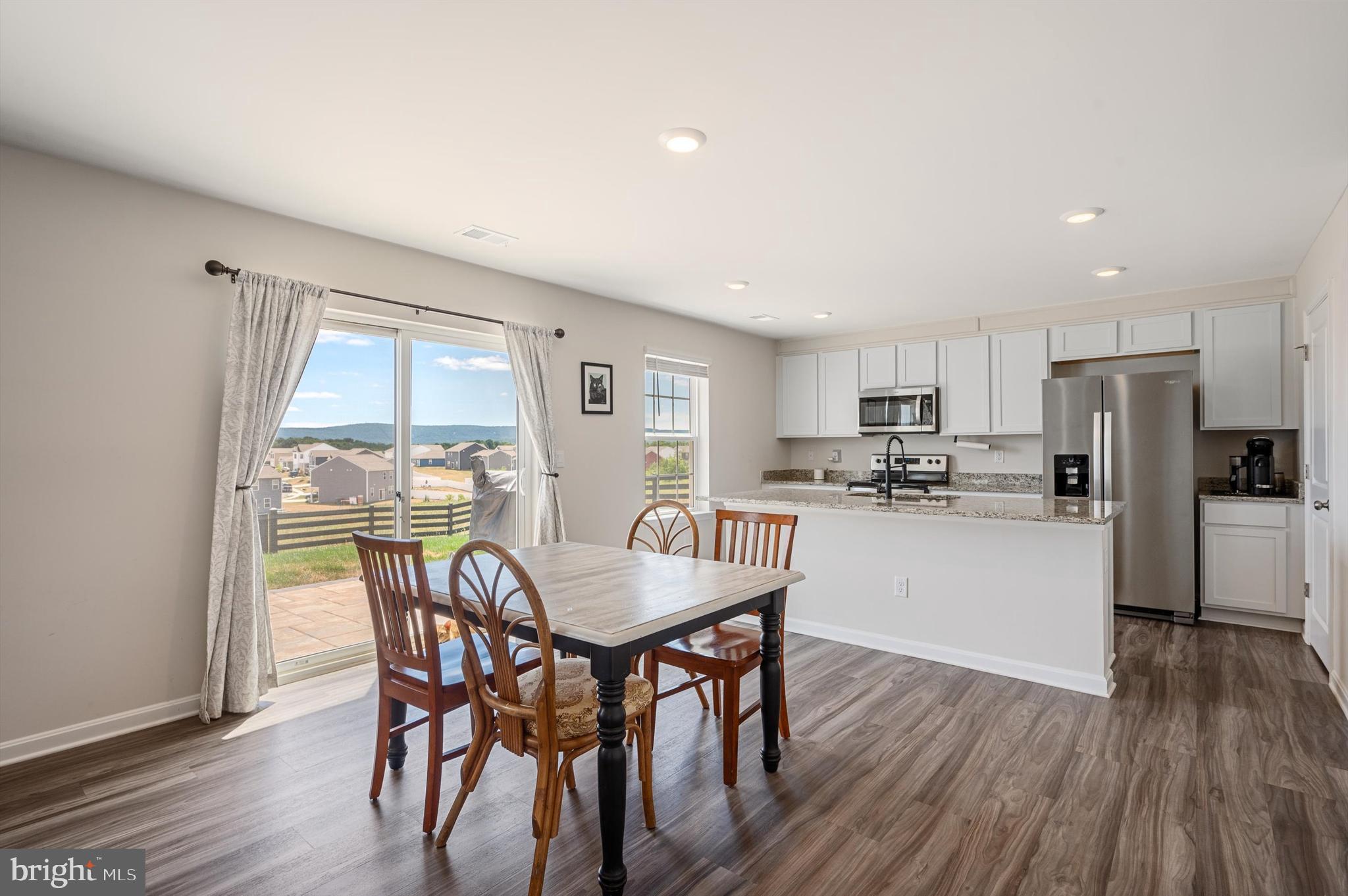 MAGNOLIA SPRINGS - Residential