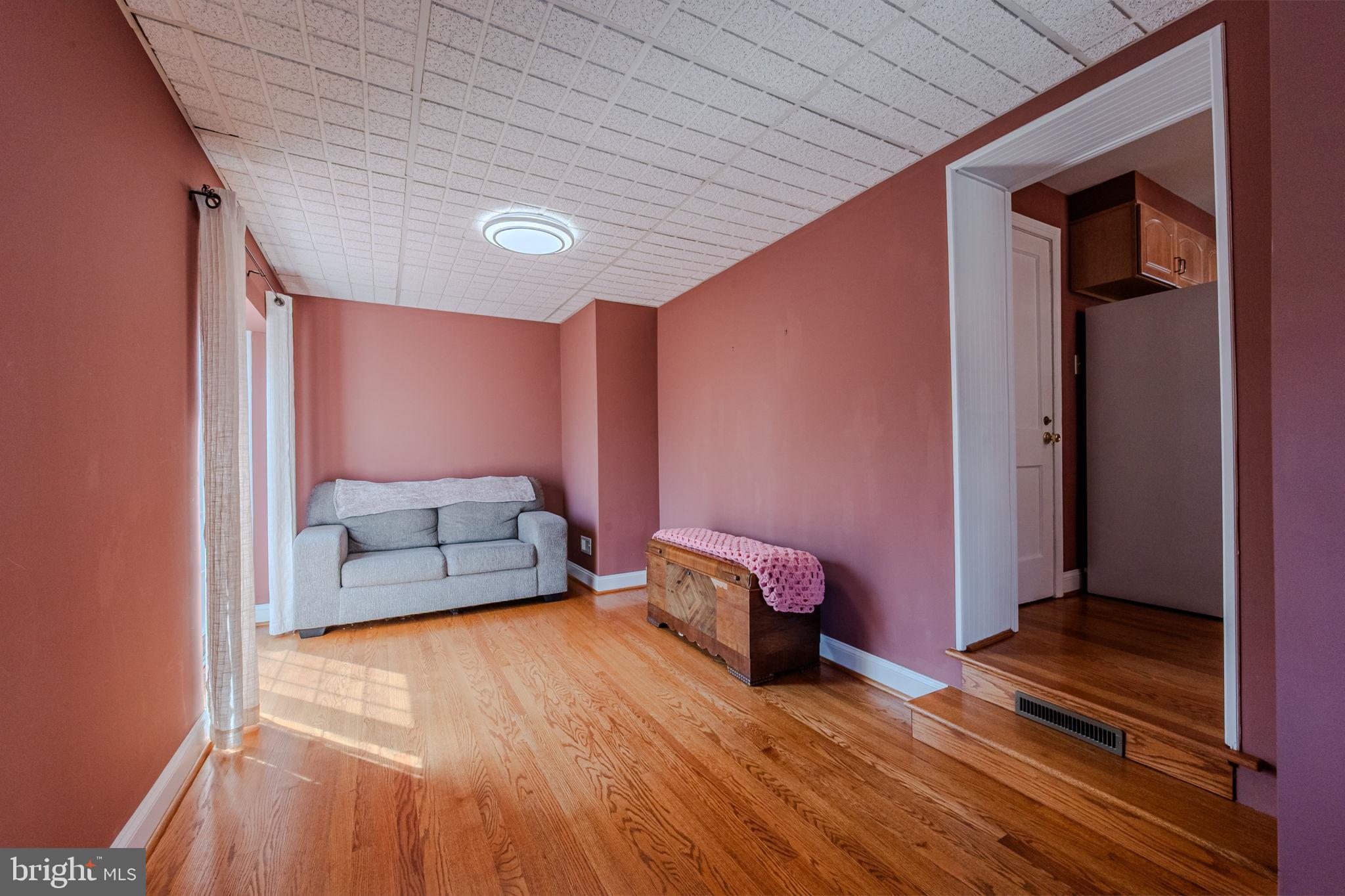 LANCASTER VILLAGE - Residential