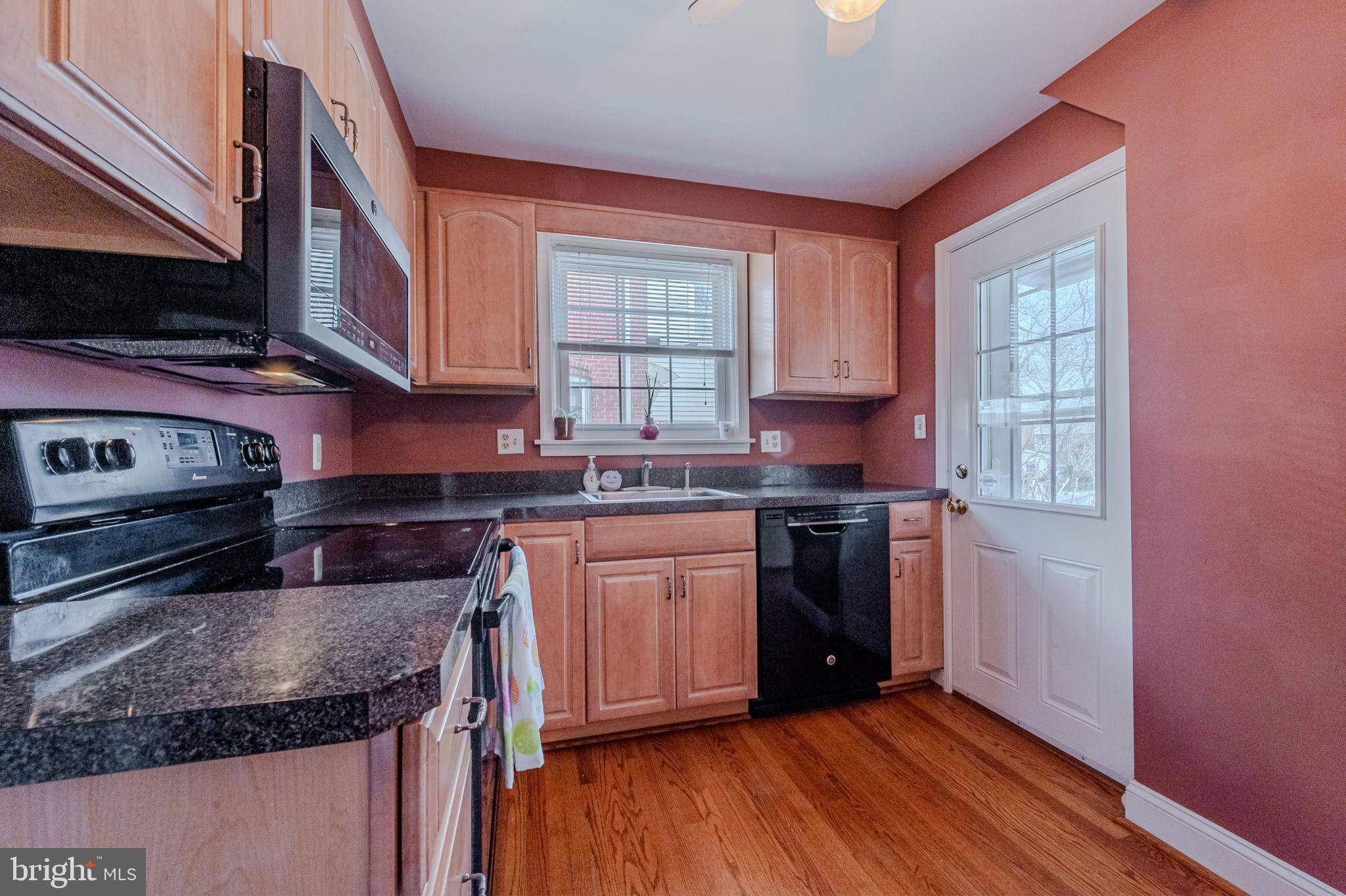 LANCASTER VILLAGE - Residential