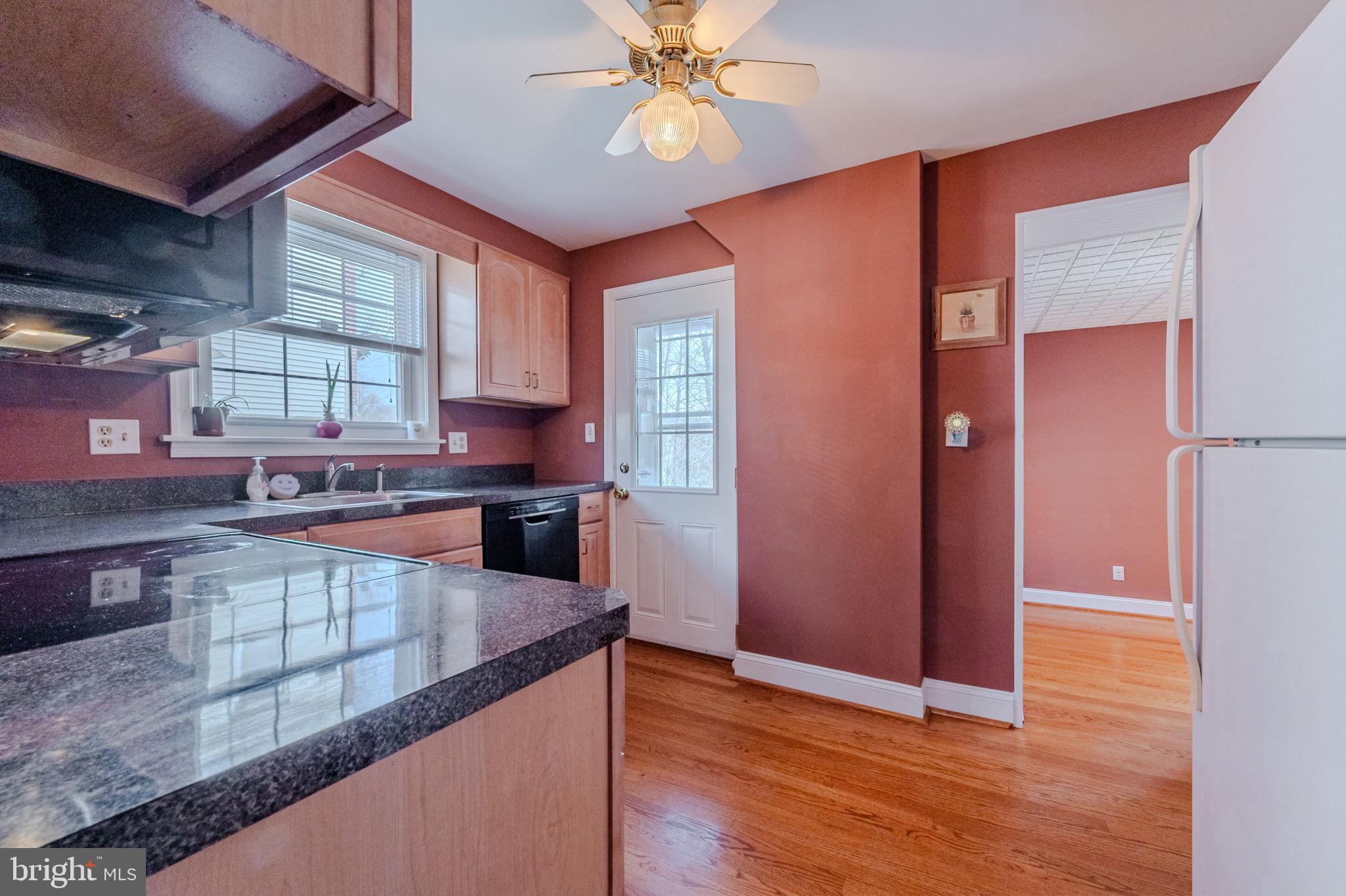 LANCASTER VILLAGE - Residential