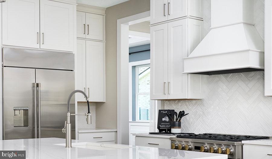 ST JAMES - Residential