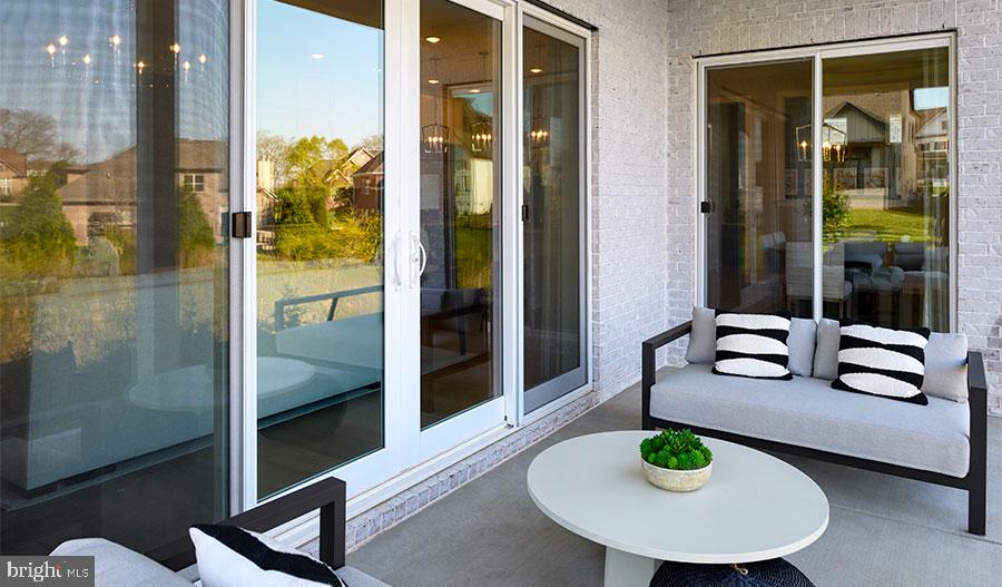 ST JAMES - Residential