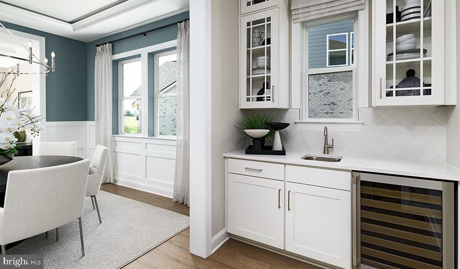 ST JAMES - Residential