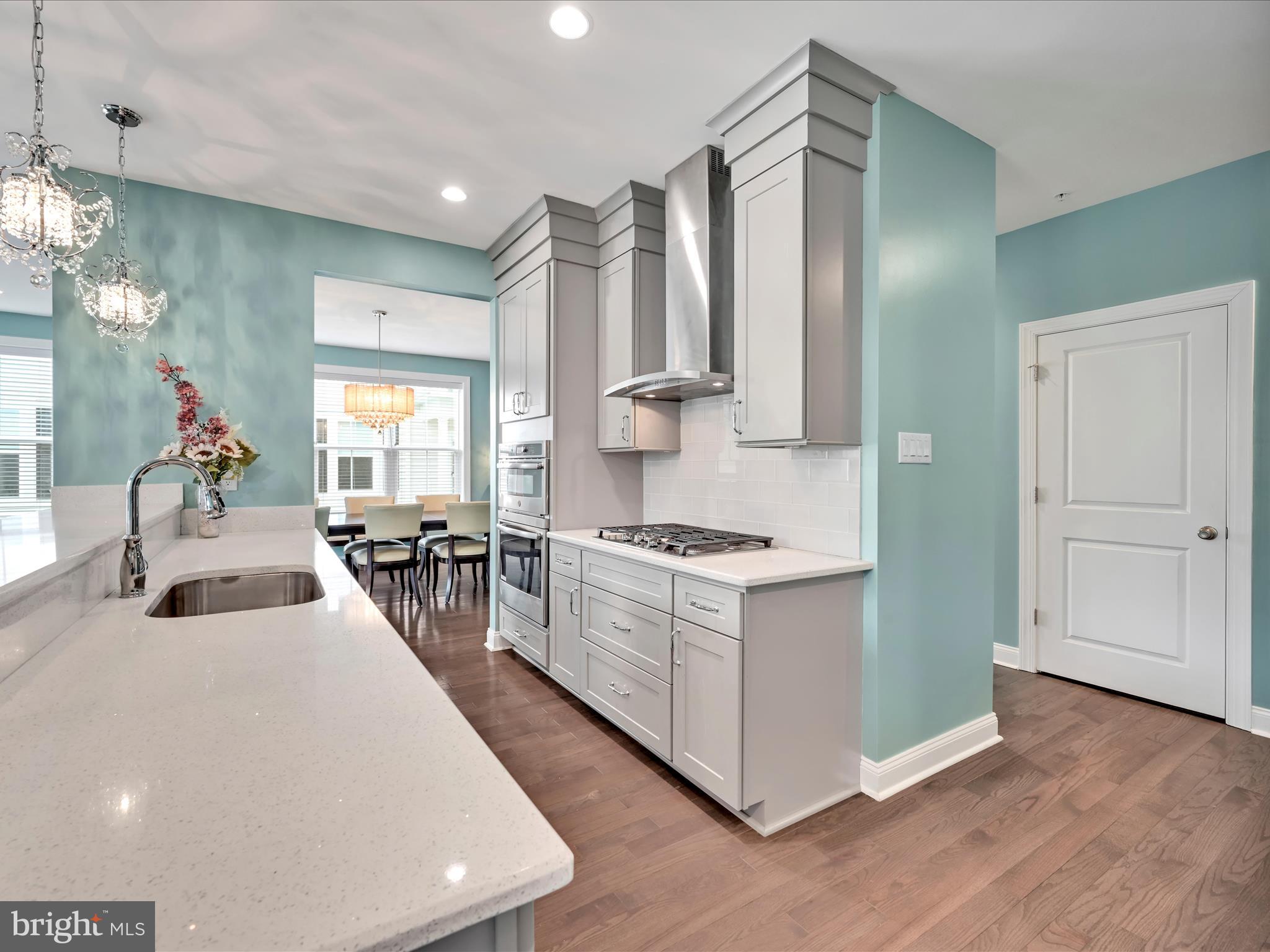 BROOKFIELD - Residential