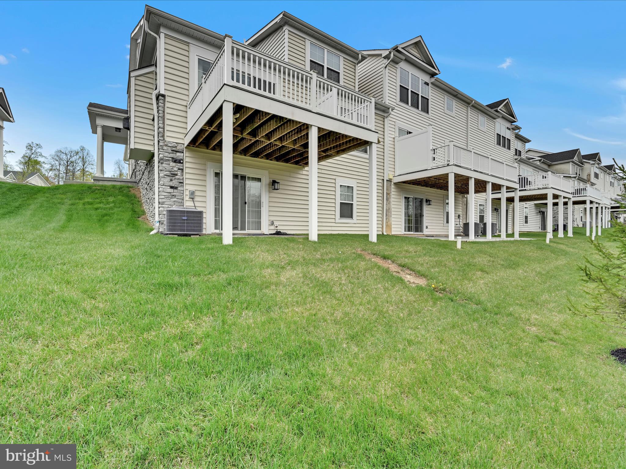 BROOKFIELD - Residential