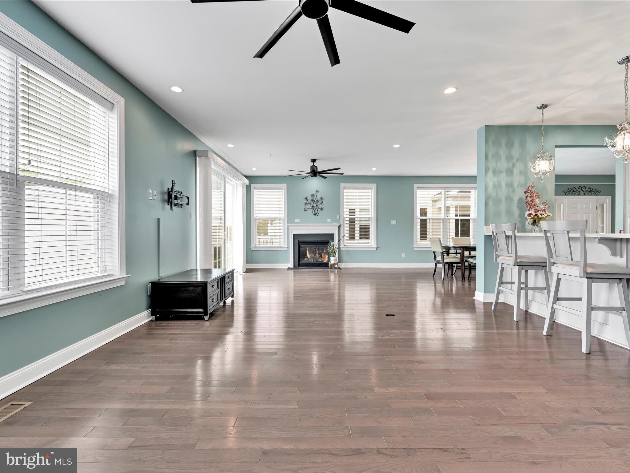 BROOKFIELD - Residential