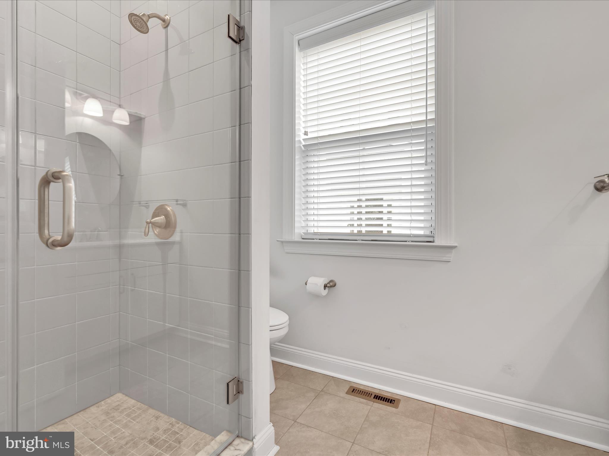 BROOKFIELD - Residential