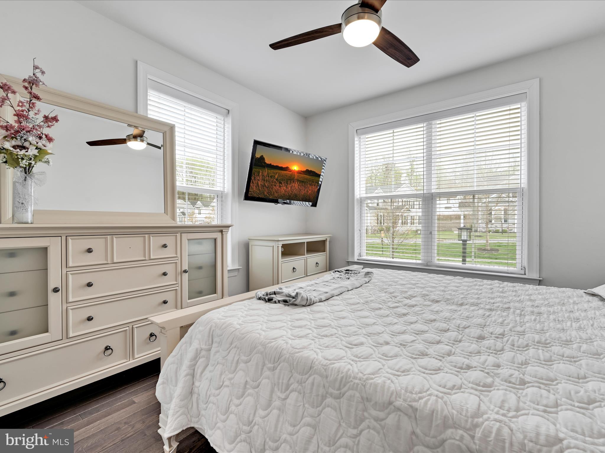 BROOKFIELD - Residential