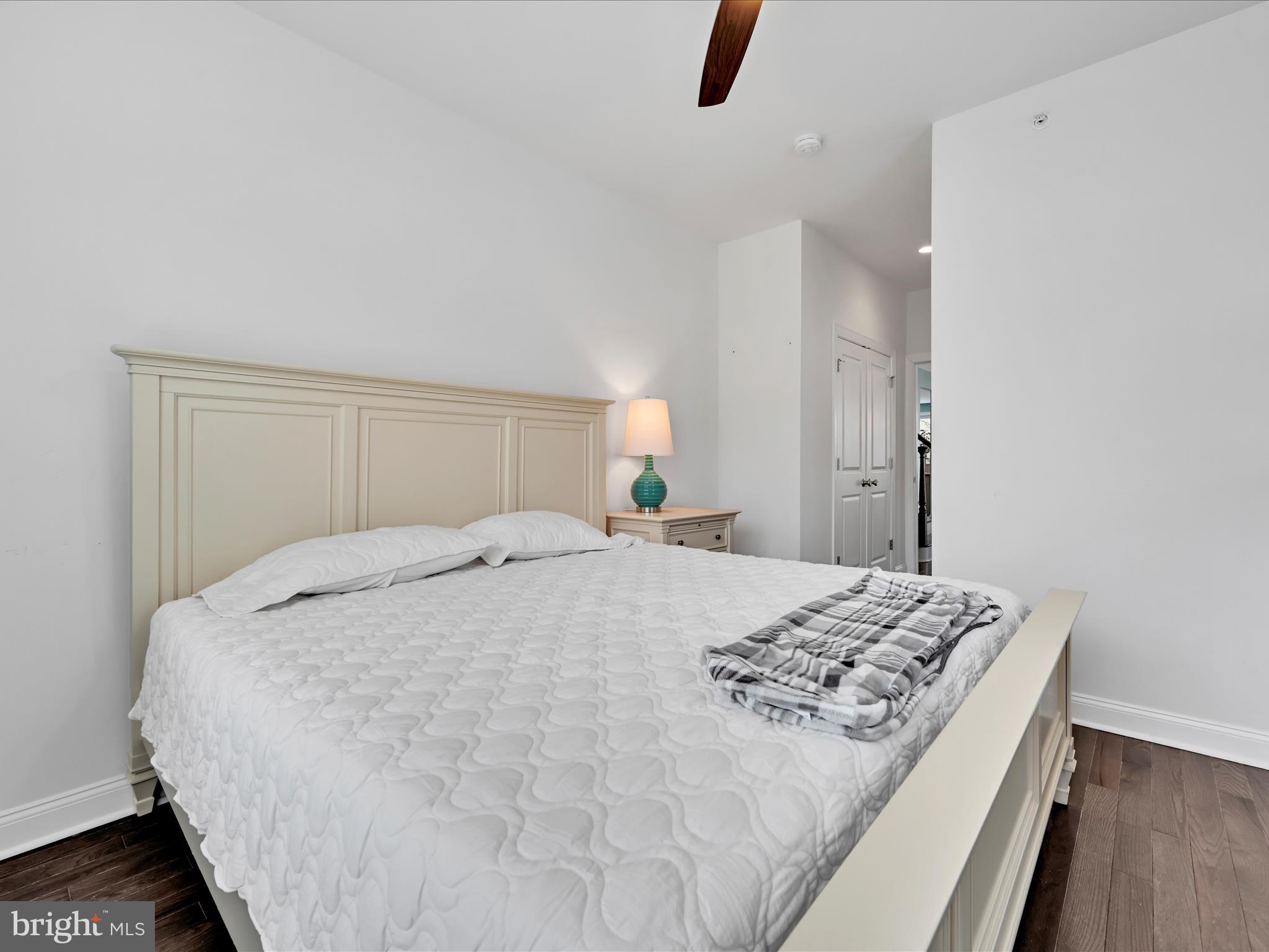 BROOKFIELD - Residential