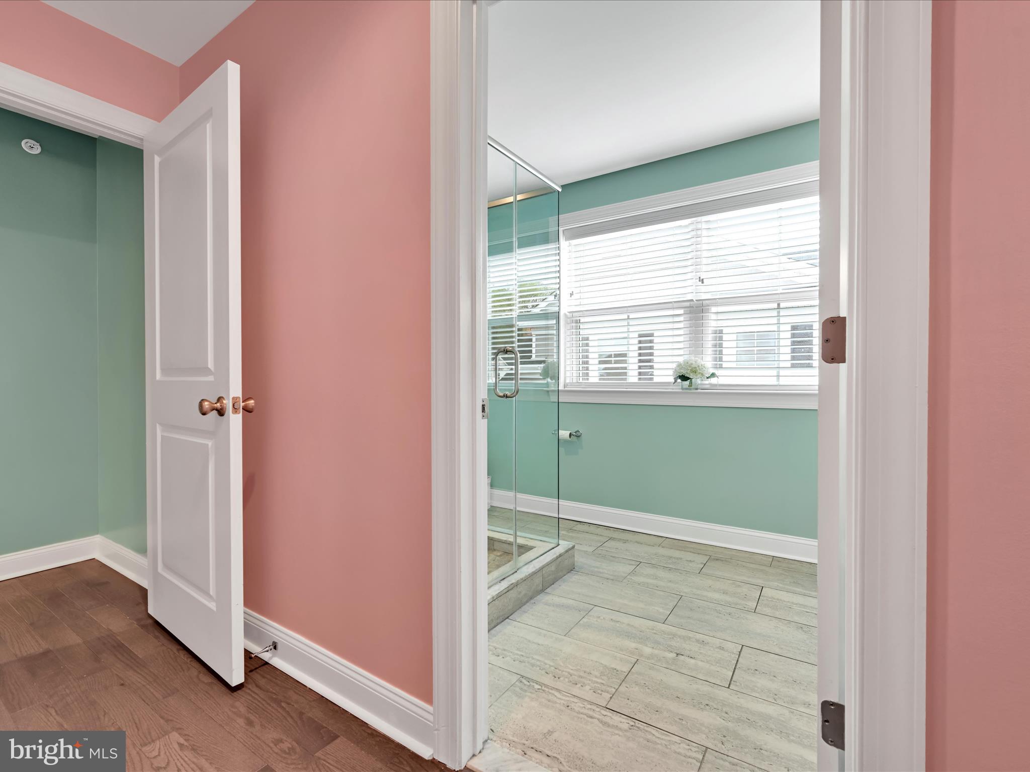 BROOKFIELD - Residential