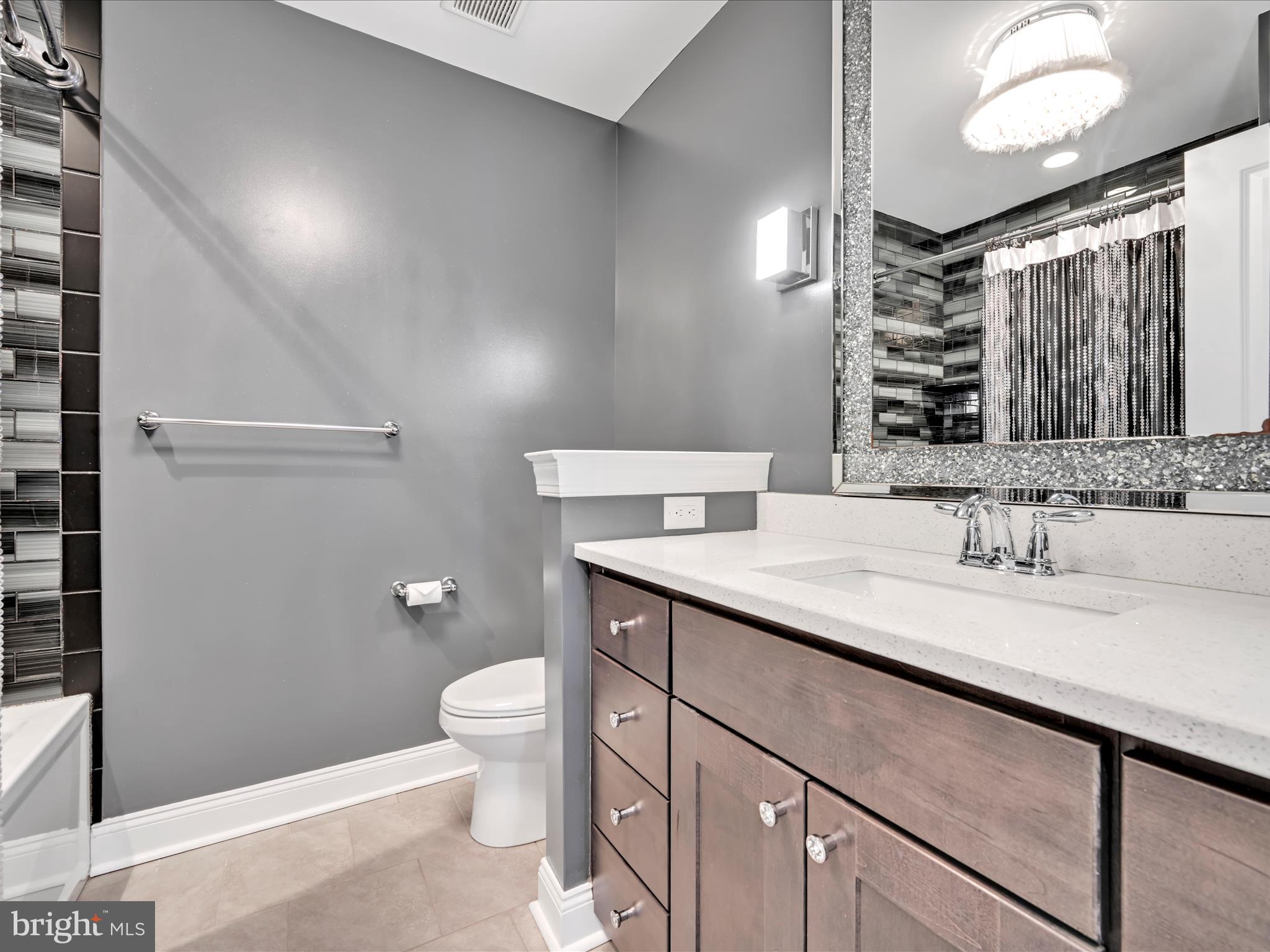 BROOKFIELD - Residential