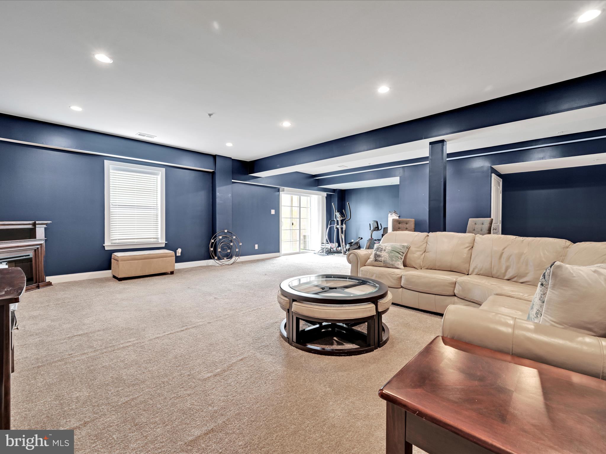 BROOKFIELD - Residential