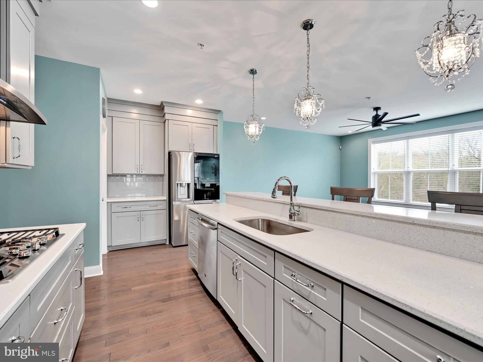 BROOKFIELD - Residential