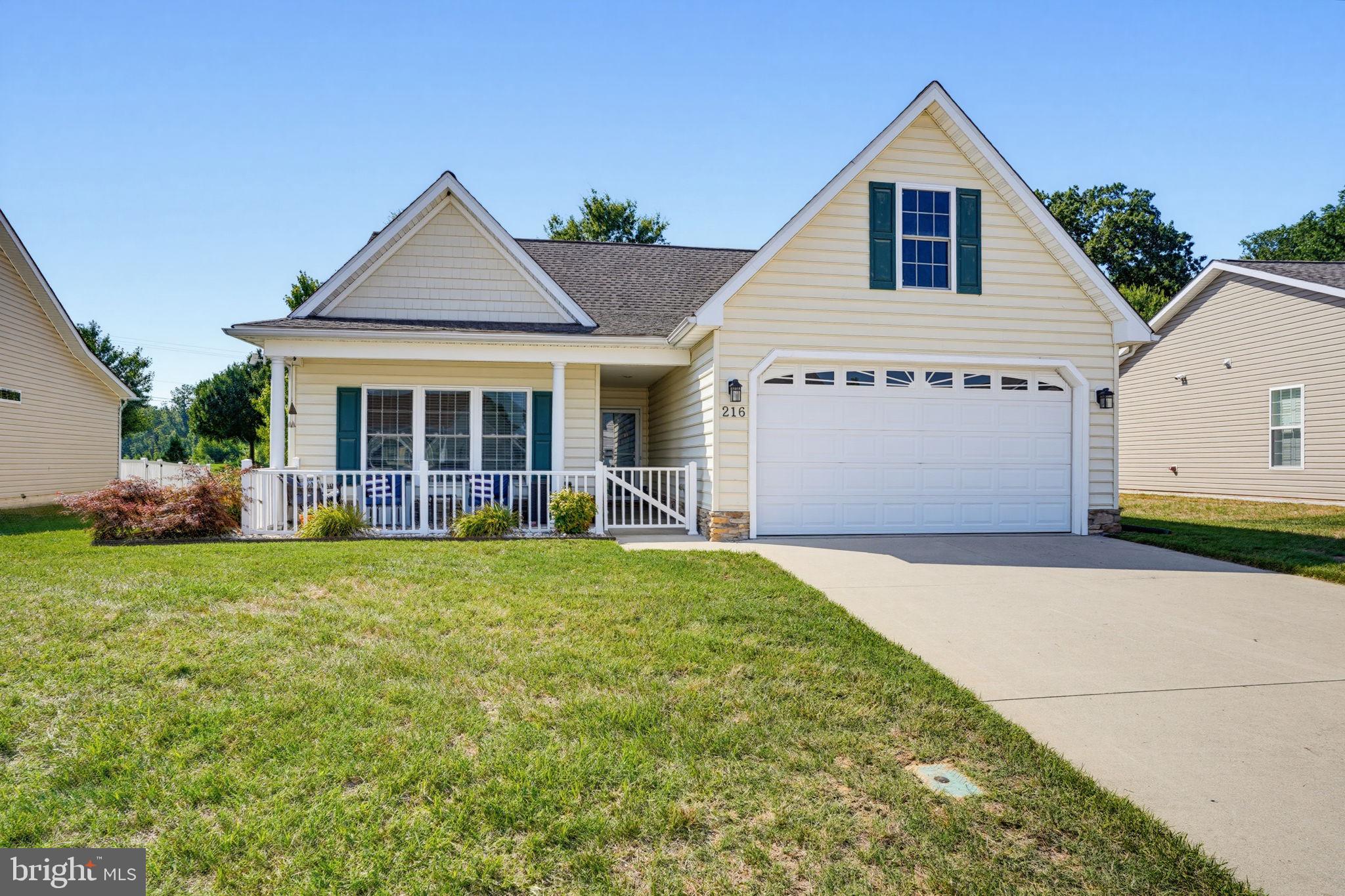 216 N RED HAVEN LANE
