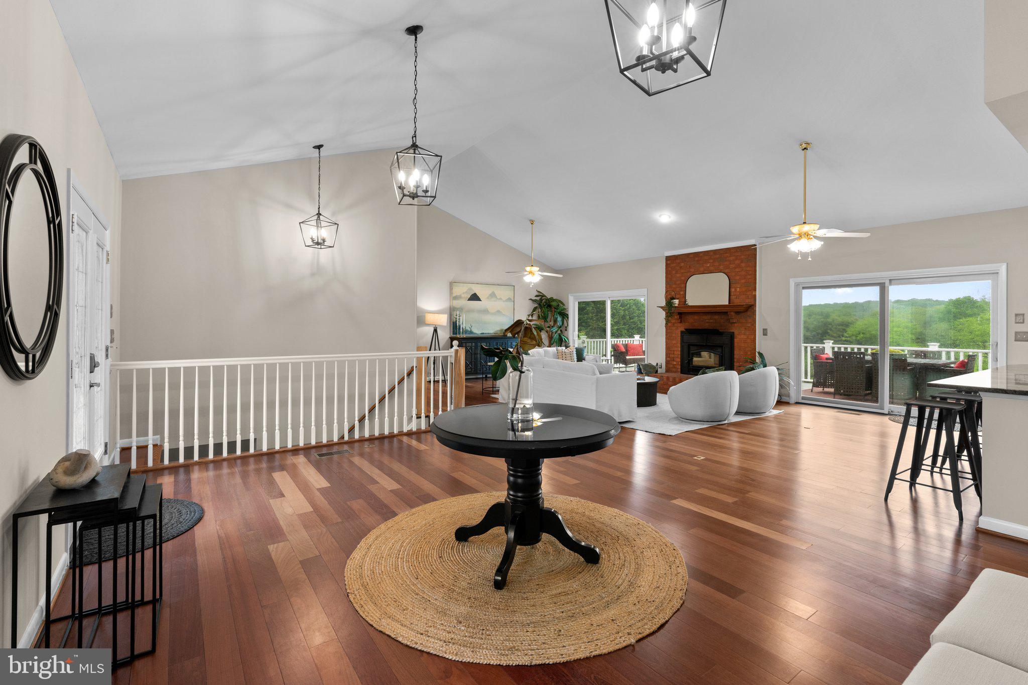 JARRETTSVILLE - Residential