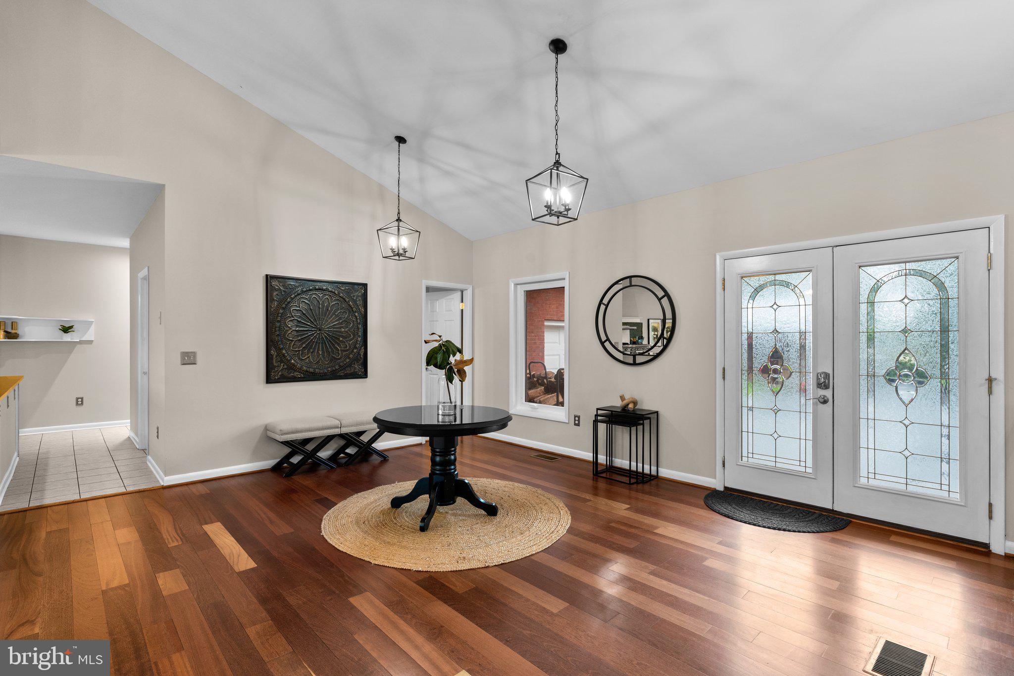 JARRETTSVILLE - Residential