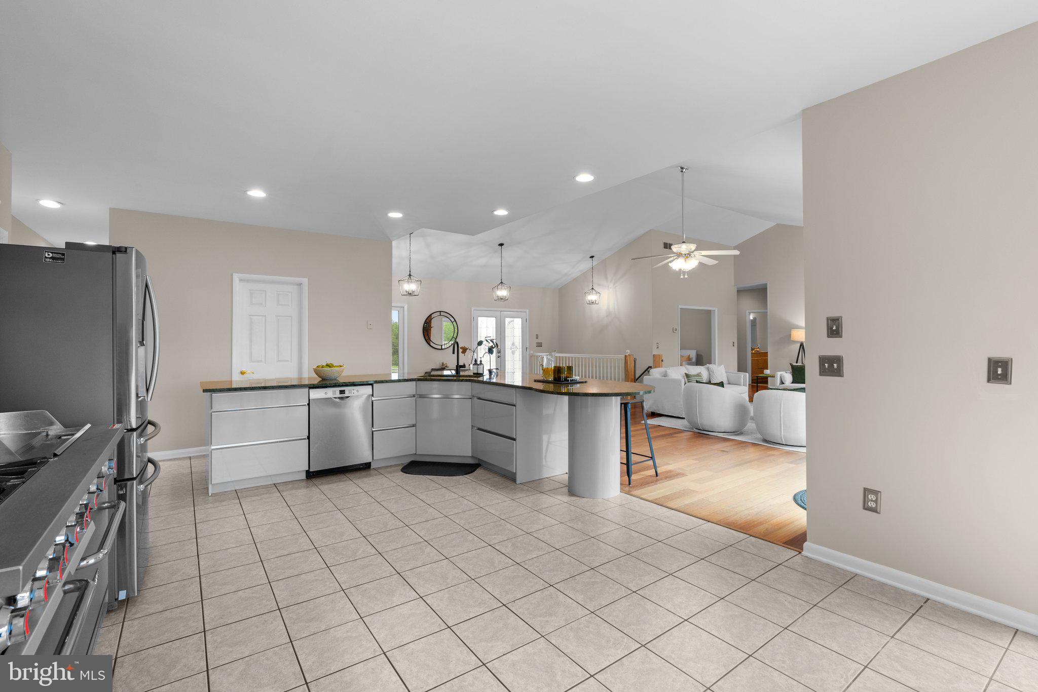 JARRETTSVILLE - Residential