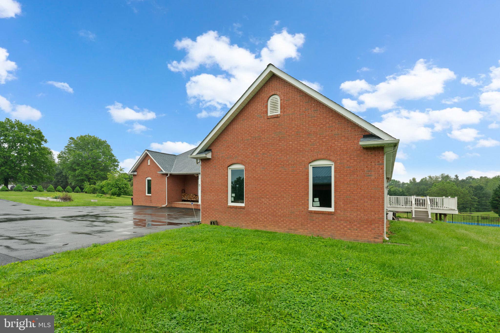 JARRETTSVILLE - Residential