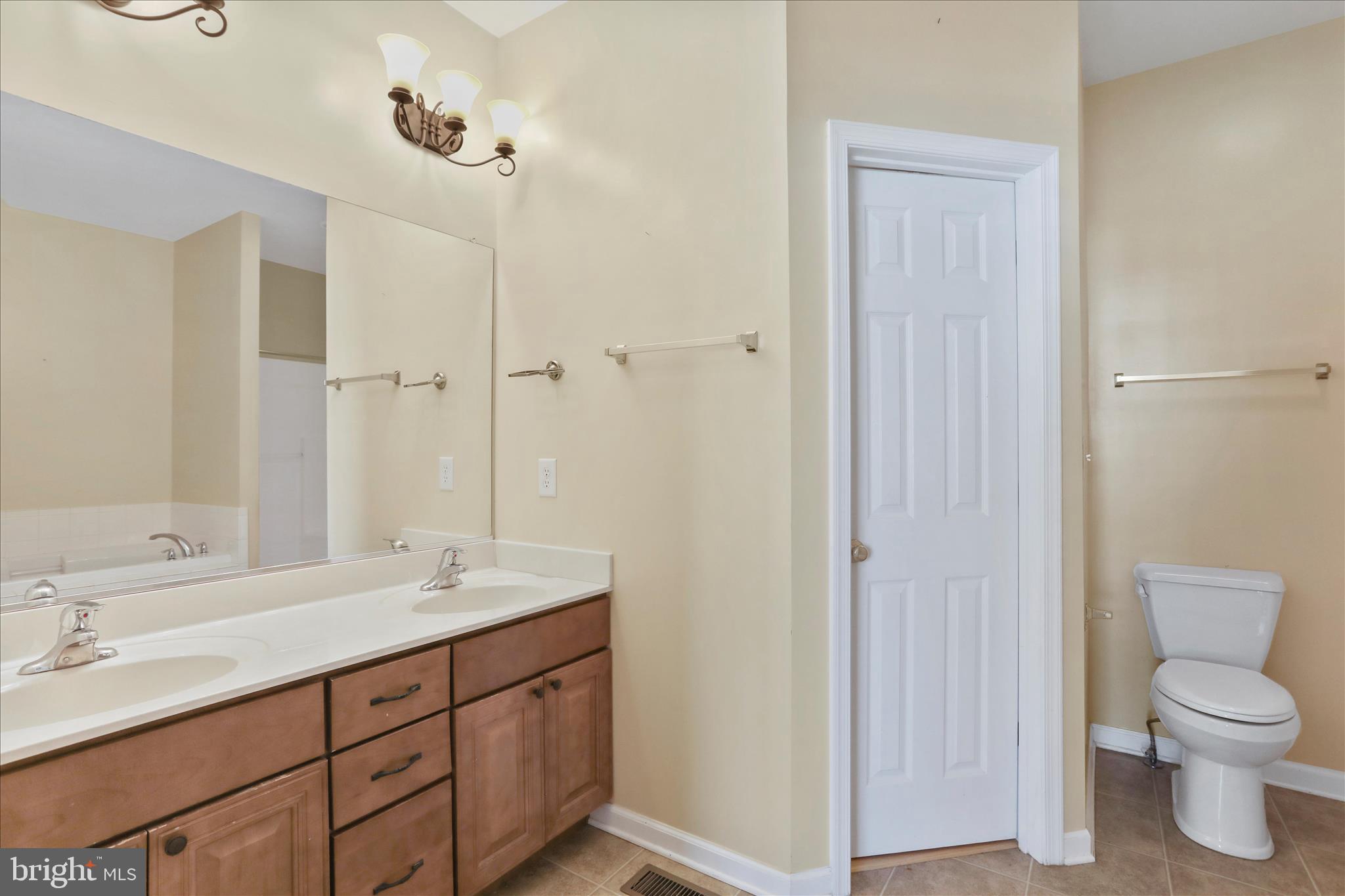 BRIDLE CREEK - Residential