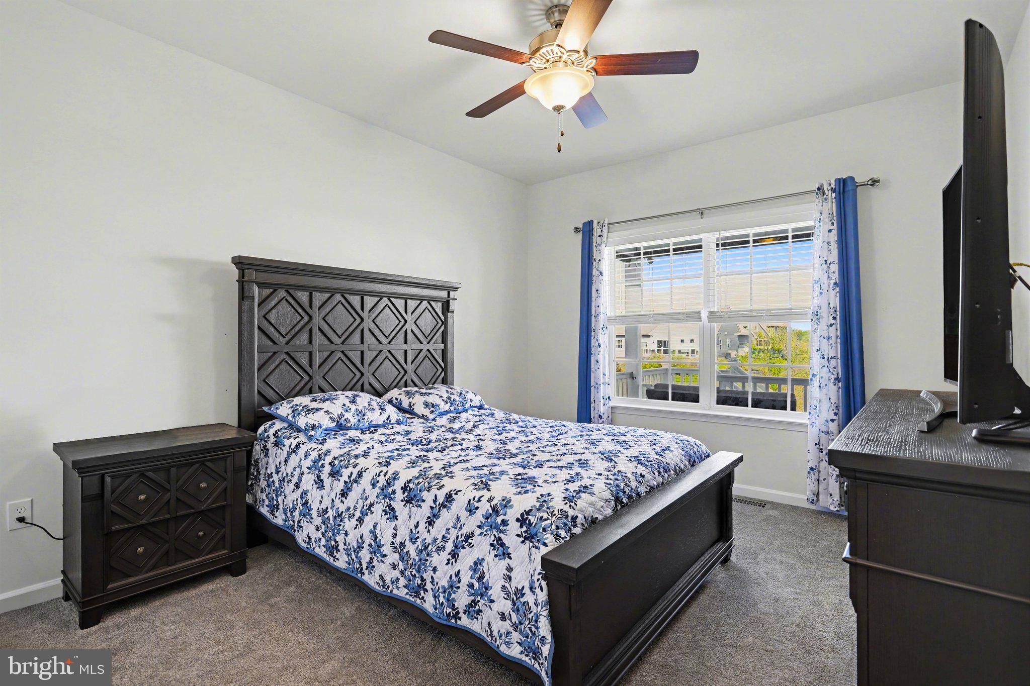 HAMILTON'S OVERLOOK - Residential